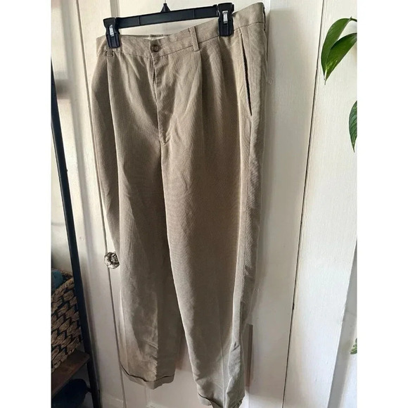 Claiborne Men’s size 38 x 30 khaki pants - Picture 2 of 8